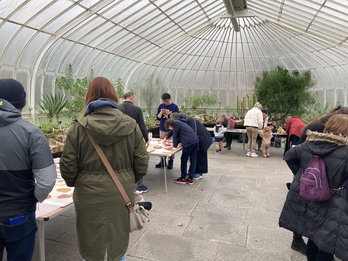 GlasgowBotanic tweet picture