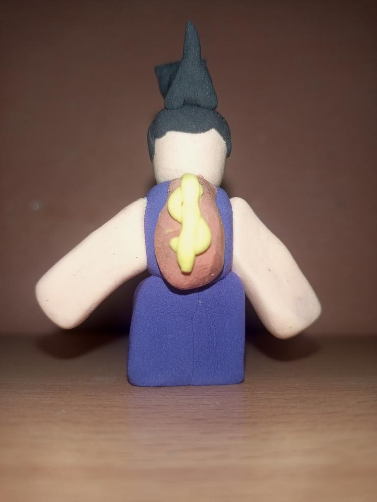 Made Hazem in Clay! ✨ It looks really awful my first time making something like this!