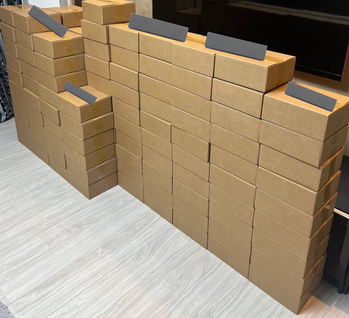 열심히 포장 중입니다🤗
조금만 기다려주세용🫶🏻