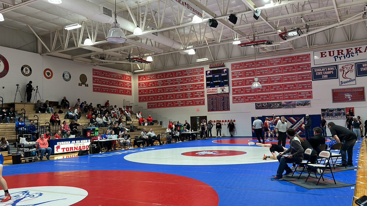 bluestem_lions's tweet photo. Underway at the KSHSAA 3-2-1A Regional wrestling tournament.
11 Lions will compete for a chance to go to State! https://t.co/OSV0zdMsmC