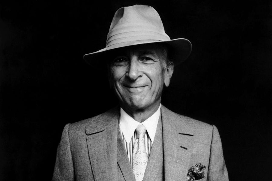 #LTSábado | Entrevista a Gay Talese: “Mi curiosidad por el mundo y por las personas que veo a mi alrededor no tiene límites” bityl.co/OD4i