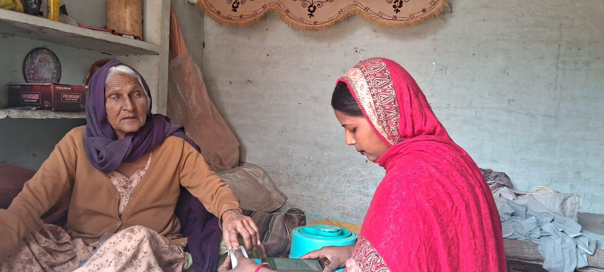 kumarparveen386's tweet photo. VLEs from various Districts of Punjab organizing pension distribution camps and distributing pension door to door through Digipay #CSC #DigitalIndia #DigiPayService #FinancialInclusion #CSCFinancialServices #RuralEmpowerment
@CSCegov_
@ashi_apple @CSC_Punjab @uditsharma60 https://t.co/d8gieGuW59