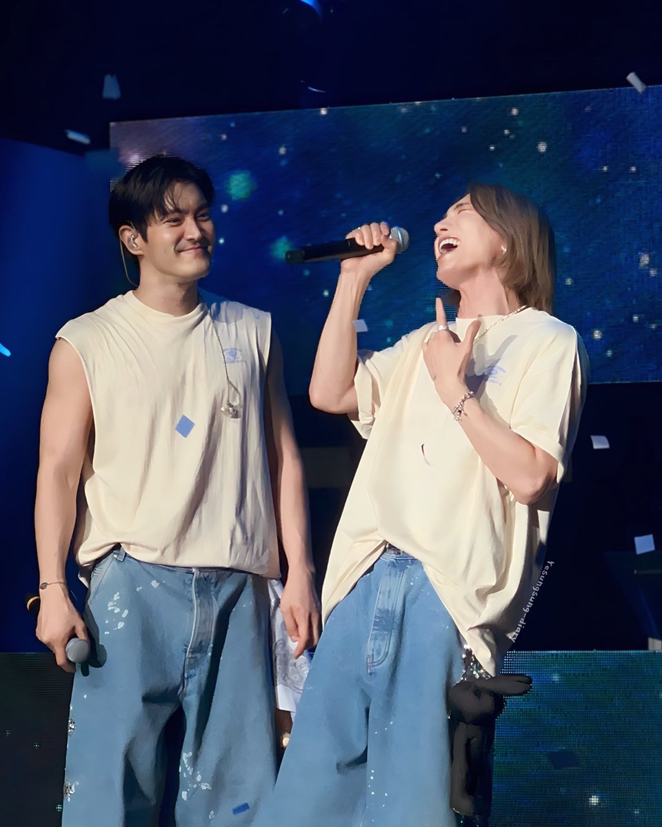 Yesungsungdiary's tweet photo. 재밌게 놀았어요😆

#CHISINLSS
#superjunior #leeteuk #shindong #siwon
#슈퍼주니어 #이특 #신동 #시원
#superjuniorlss https://t.co/SPGAwMV7ph