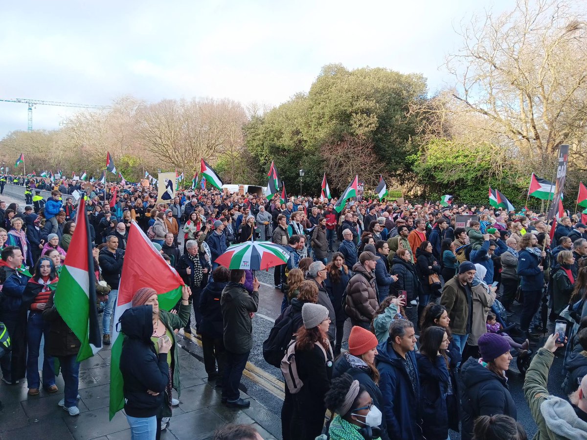 A great day in Dublin for the South East Branch 

Great to see so many out and standing with Palestine
#FreePalestine #IrelandStandsWithPalestine