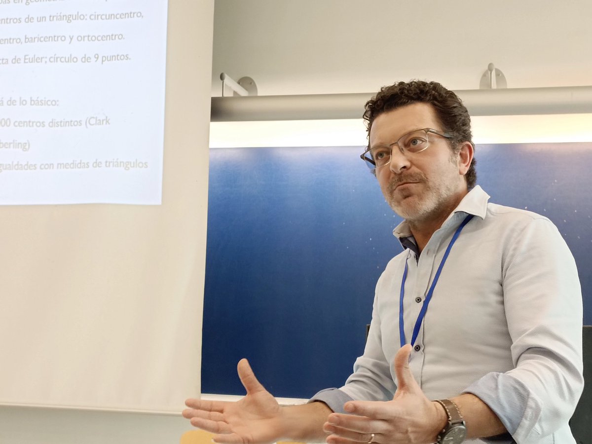 Pedro Pimienta subratlla la importància de l'aprenentatge actiu en contraposició al reproductiu.
#16jornadaACG