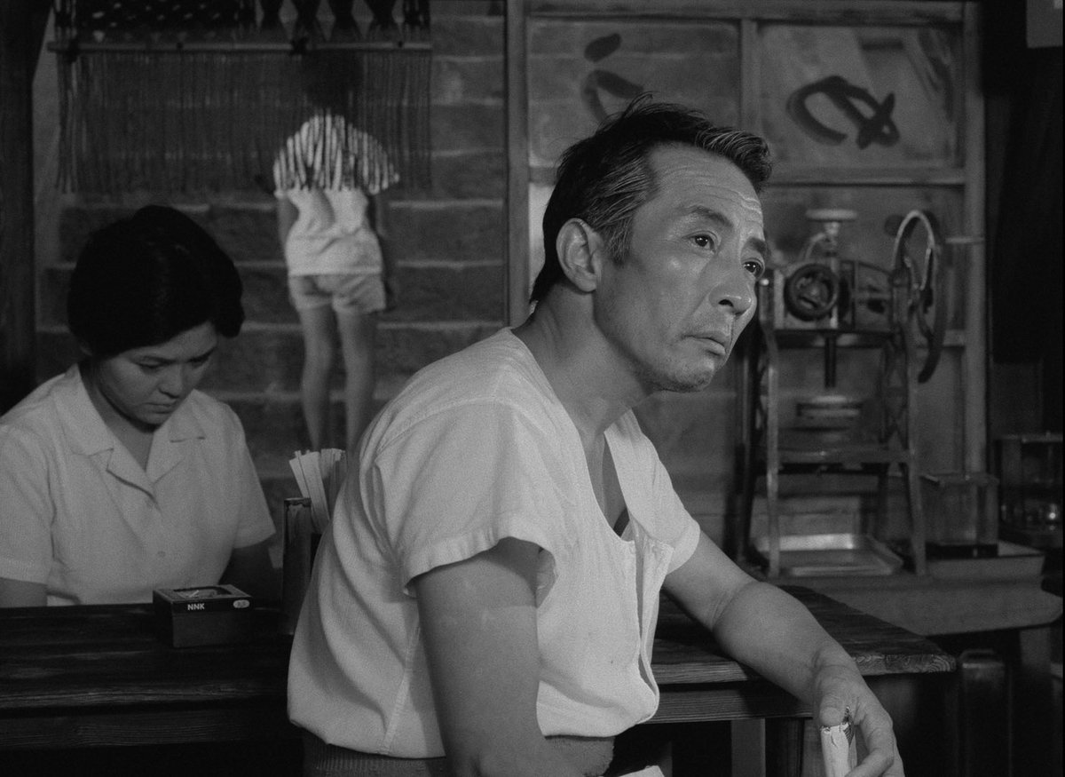 js_film_nyc's tweet photo. Two melancholic classics taking place in postwar Japan—Kohei Oguri’s MUDDY RIVER (1981) and Yasujiro Ozu’s TOKYO TWILIGHT(1958)—screen today at 4PM and 7PM as part of FAMILY PORTRAIT: https://t.co/TFzit8OR1e https://t.co/8ywWnPgYoz