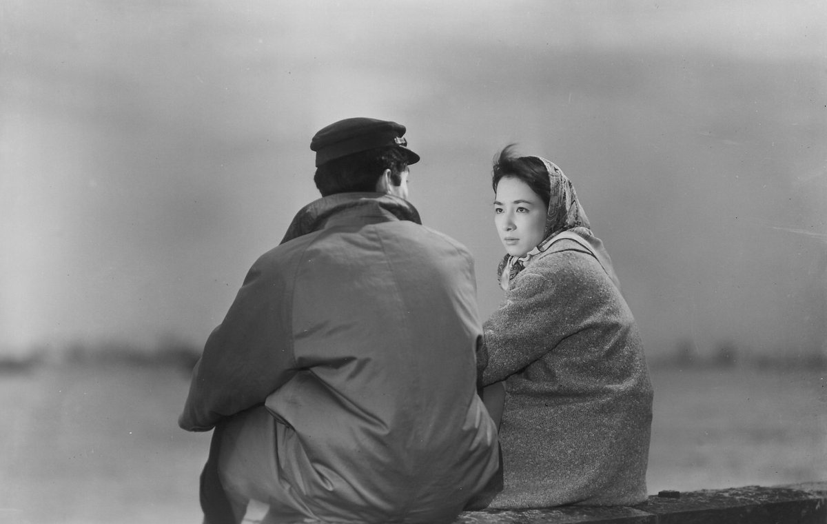 js_film_nyc's tweet photo. Two melancholic classics taking place in postwar Japan—Kohei Oguri’s MUDDY RIVER (1981) and Yasujiro Ozu’s TOKYO TWILIGHT(1958)—screen today at 4PM and 7PM as part of FAMILY PORTRAIT: https://t.co/TFzit8OR1e https://t.co/8ywWnPgYoz