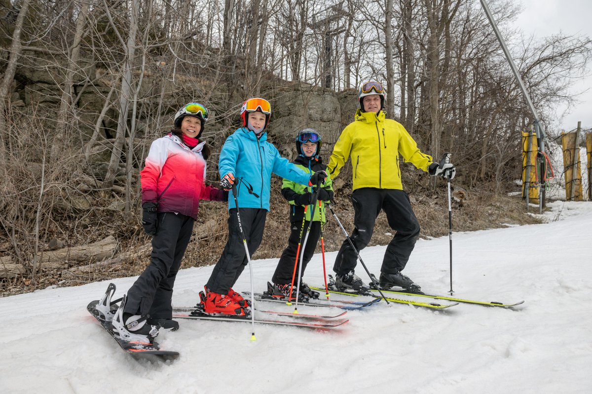We’re open for #FamilyDay weekend! Start a new family tradition spending time together on the slopes &amp; sipping hot chocolate by the bonfire. Enter our #loveGEslopes contest for a $500 <a href="/Corbetts/">Corbetts</a> gift card &amp; GE swag – perfect to get the family geared up. gleneden.on.ca