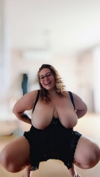 Quoi de prevubce week-end ? https://t.co/GdHkMtFOHz<a href="/tag/manyvids"class="tags"><span>#manyvids</span></a><a href="/tag/mym"class="tags"><span>#mym</span></a><a href="/tag/onlyfans"class="tags"><span>#onlyfans</span></a><a href="/tag/fansly"class="tags"><span>#fansly</span></a>