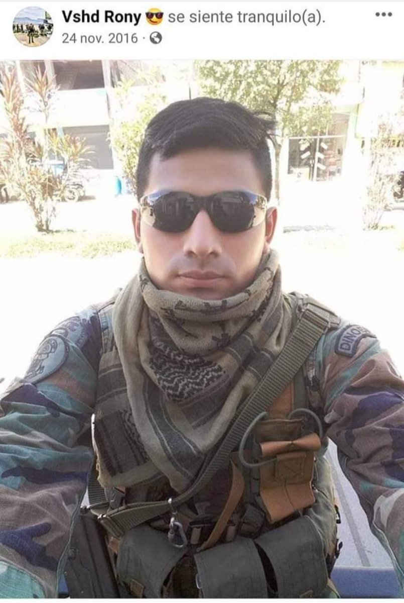 Hei14's tweet photo. Edson Rony Vílchez Soto integrante de la @PoliciaPeru mató a un indefenso #gato lanzándolo de un 5to piso, en Juliaca. Exigimos su inmediata detención, se trata de un #delito GRAVE penado con #cárcel efectiva. Que la institución demuestre que hace cumplir la ley sin distinción. https://t.co/T6Choa52yu