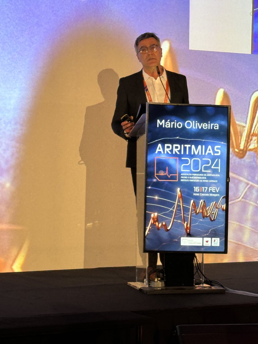 APAPE (@apapeletro) on Twitter photo Professor <a href="/MMOliveira50/">Mário Oliveira</a> talking about the importance of maintaining sinus rhythm to prevent stroke. As usual, excellent presentation!
#Arritmias2024 Professor <a href="/MMOliveira50/">Mário Oliveira</a> talking about the importance of maintaining sinus rhythm to prevent stroke. As usual, excellent presentation!
#Arritmias2024