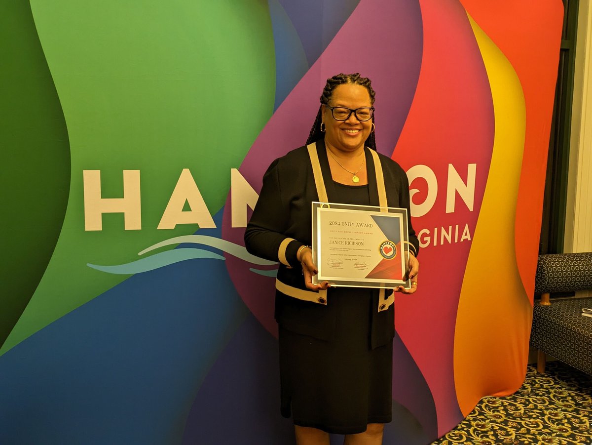 Dr. Janice Richison, HCS science curriculum leader, receives the Citizens Hampton Unity for Social Impact Award #WeAreHCS
hampton.k12.va.us/news/Feb24/jri…