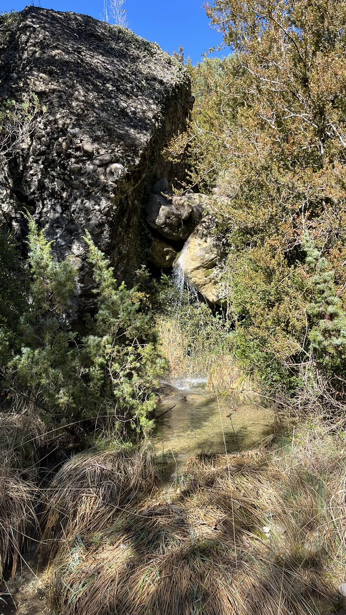 CasaColasa's tweet photo. Barranco Del Pozo. Sobás https://t.co/SRmz8AHwri