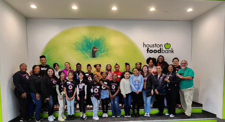 Our @LiestmanES LLOD are working hard this morning as they participate in our annual food bank community service project. Thank you to their beautiful leader Mrs. Williams and our staff who continue to pour leadership, and a sense of community in these girls lives.