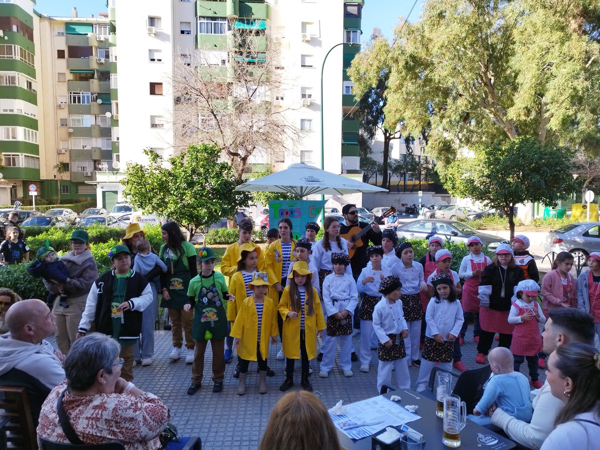 Seguimos con la murguita infantil Venimos con lo puesto.<a href="/NamNamPotiPoti/">Poti Poti</a> <a href="/CarnavalMLG/">Carnaval de Málaga</a>