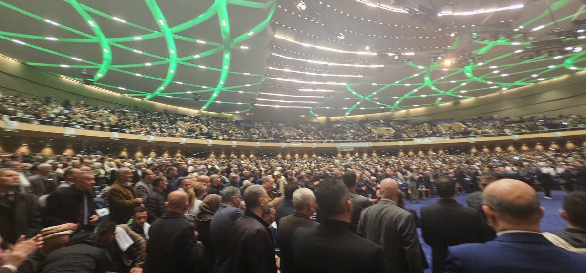 احياءا لليوم الوطني للشهيد المصادف لـ 18 فيفري من كل سنة، وبدعوة من وزير المجاهدين وذوي الحقوق السيد #العيد_ربيقة، شاركت اليوم رئيسة 
#الهلال_الأحمر_الجزائري الدكتورة #ابتسام_حملاوي في فعاليات التظاهرة التاريخية الوطنية تحت شعار "عهد جديد على درب الشهيد"، بالمركز الدولي للمؤتمرات