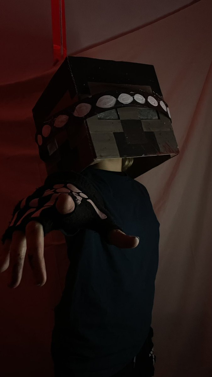 ottercos's tweet photo. …hi :3 creation cosplay :3

(RTS APPRECIATED)

#qsmp #tubbo #qsmpcosplay #creationqsmp https://t.co/CpmK5TSR9S