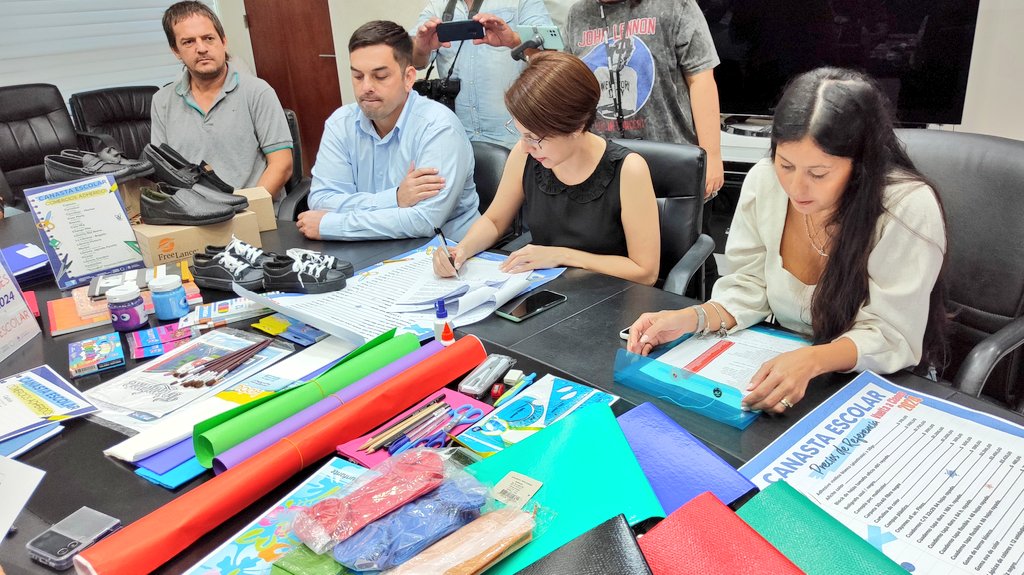 ¡Presentamos la Canasta Escolar Vuelta a Clases 2024!

Con la colaboración de comercios adheridos y el <a href="/BancoFormosa/">Banco Formosa</a>, hemos acordado precios máximos para 33 artículos y mejores condiciones de pago. Estos precios estarán vigentes desde el 19 de febrero hasta el 19 de marzo.