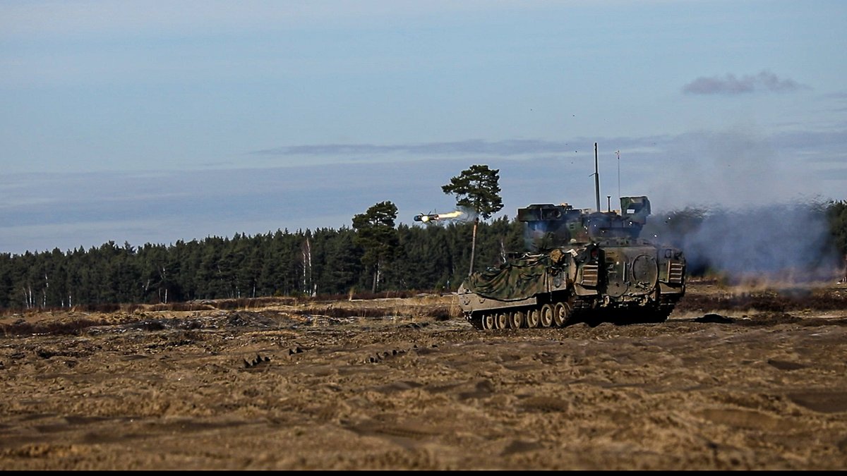 Soldiers with 6th Squadron, 8th Cavalry Regiment, @SpartanBrigade, 3rd Infantry Division conducted a Combined Arms Live-Fire exercise at Trezbien, Poland. 📸 by Sgt. Michael Udejiofor and Sgt. Summer Keiser #StrongerTogether #VictoryCorps #EUCOM #RockoftheMarne