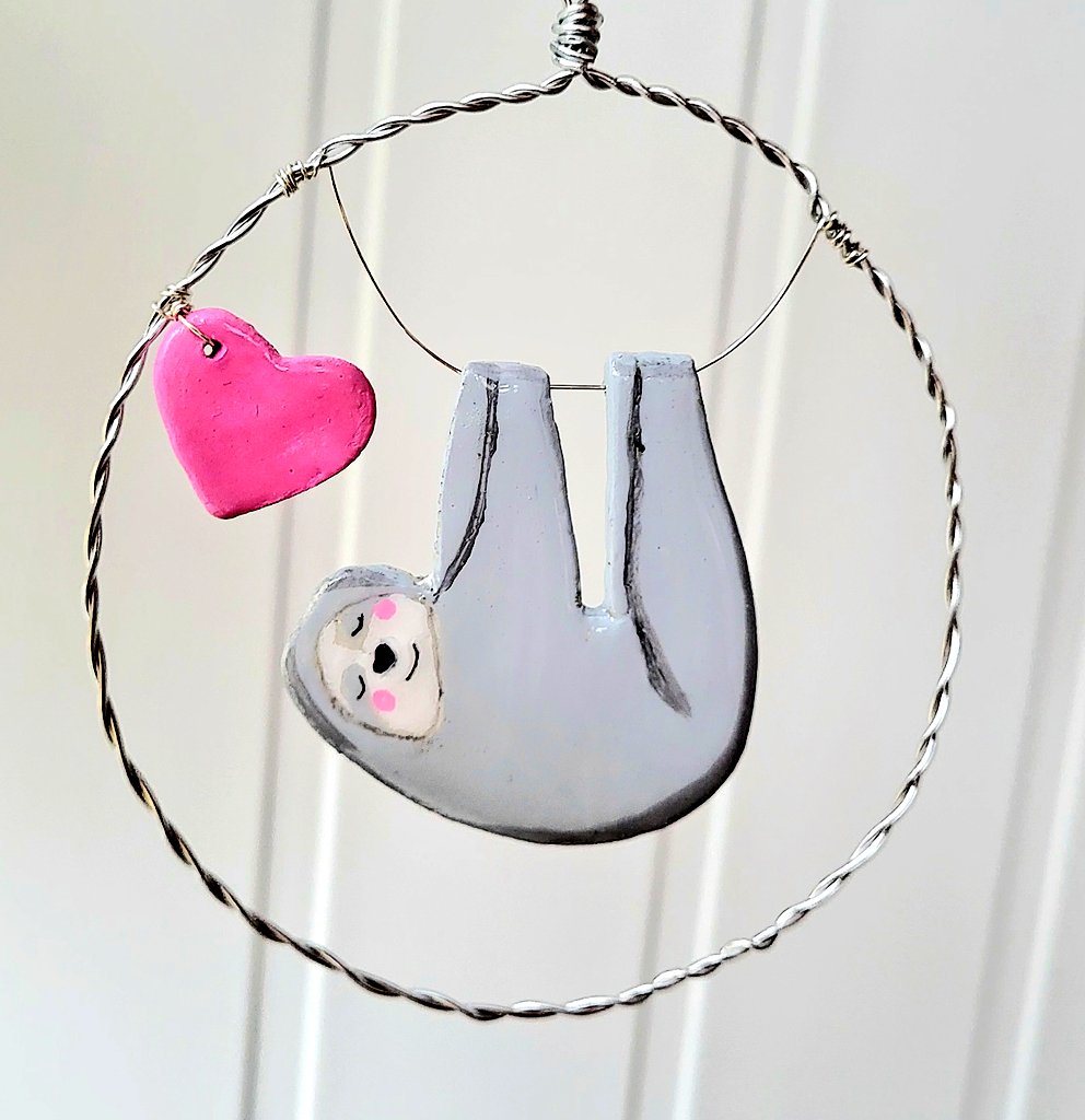 tracydandelion's tweet photo. I am so thrilled with my new cute little sloth creation. #sloth #handmadegift #handmade #claycreation #giftidea https://t.co/qqMPIlmmjY