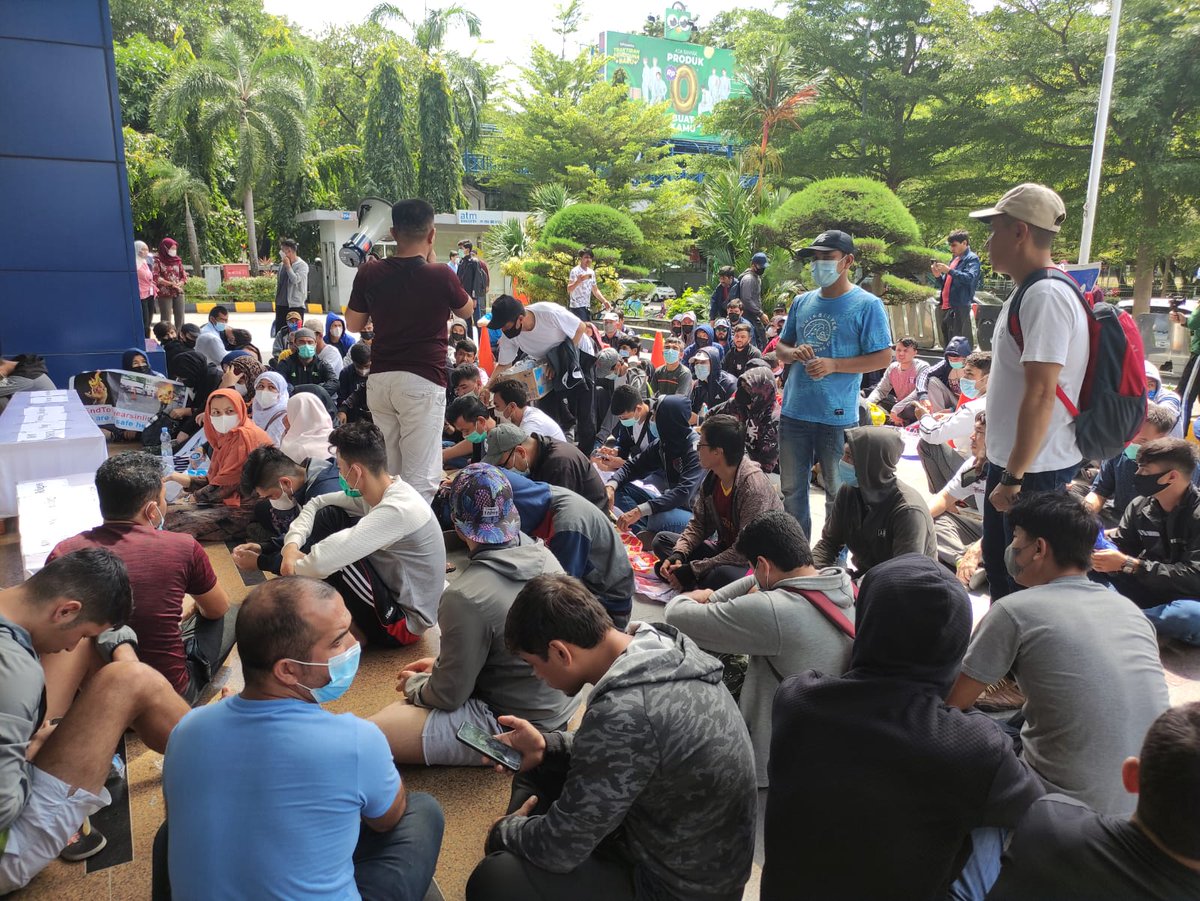 JaghooriRasool's tweet photo. #End12YearsInLimbo_Indonesia 
Help refugee in Indonesia https://t.co/GVeZr2cz3P