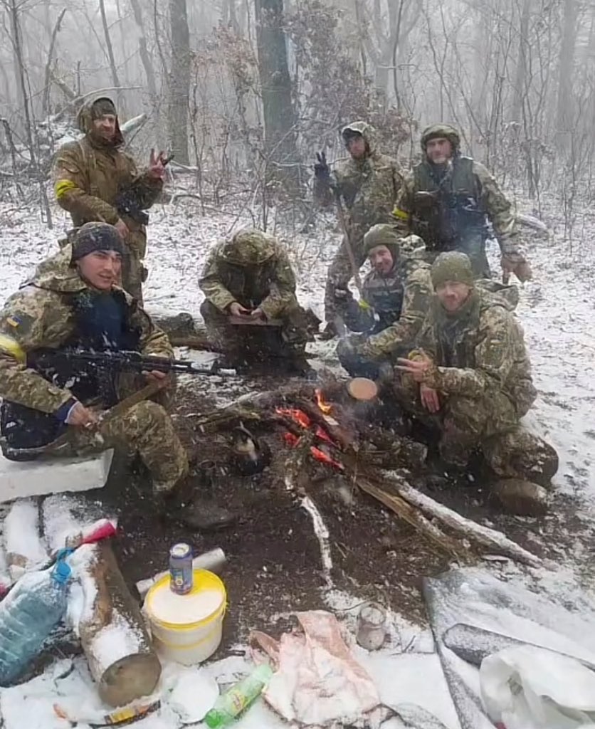 ukrainiansquad's tweet photo. This is what Heroes look like. 

The Warriors of Light! 🇺🇦 https://t.co/xYNSGDl1dm