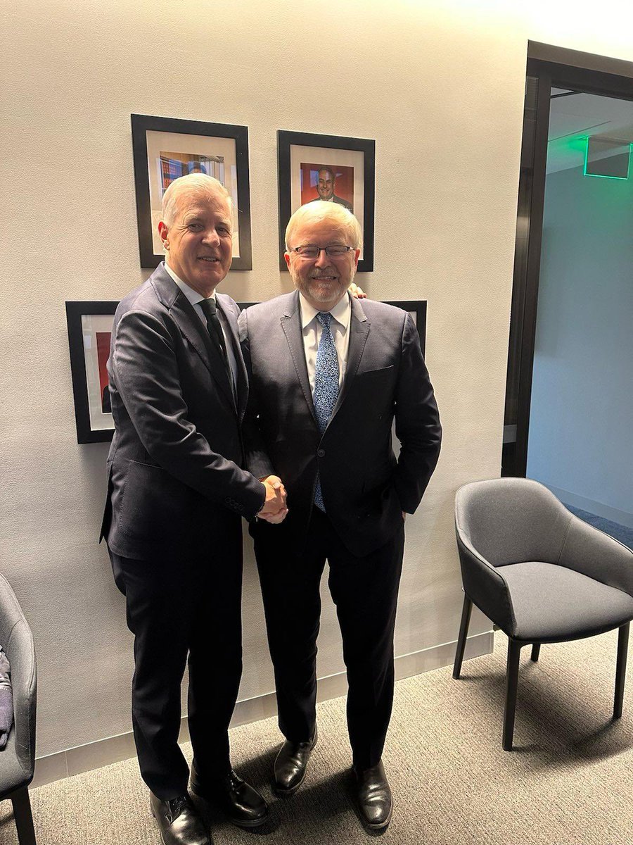 John Denton and I first worked together as junior woodchucks in the Department of Foreign Affairs in the 1980s. Now as the @ICCSecGen, it is good to be working together again on the investment of Australia’s national savings in the US, climate action, and the digital economy.