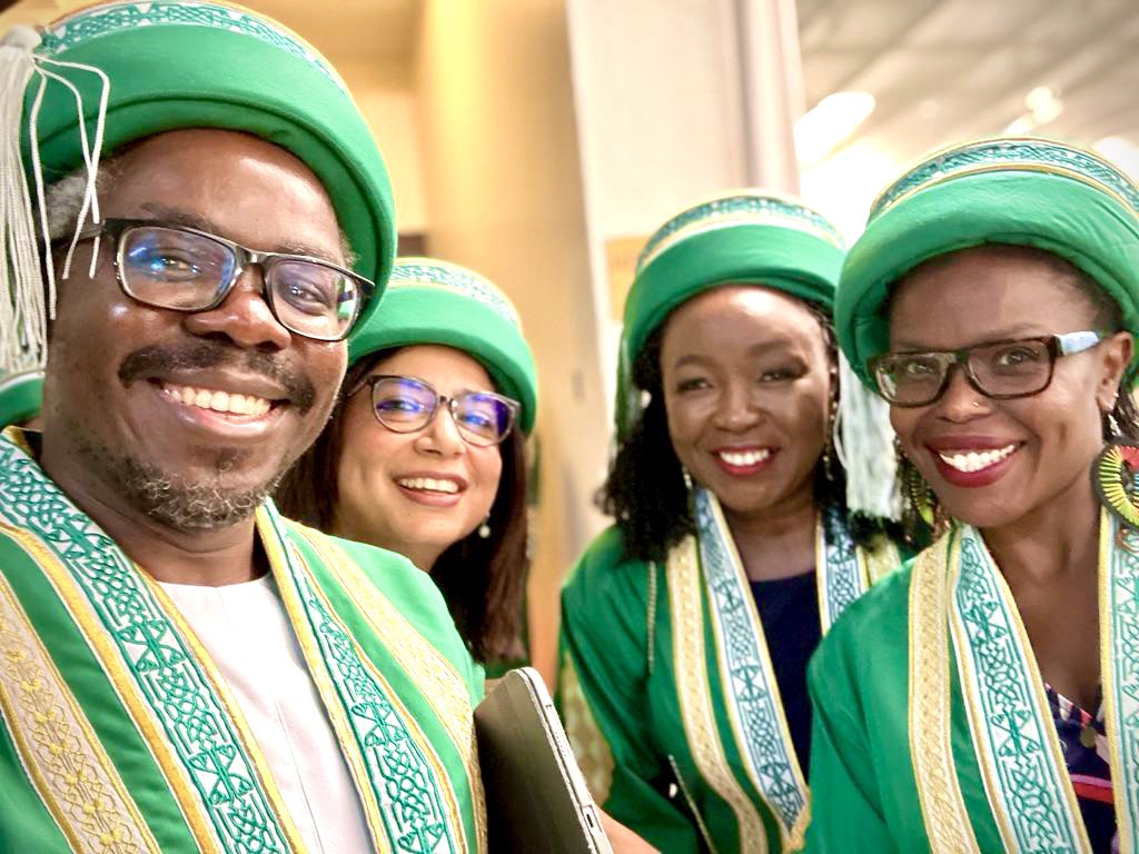 AKU East Africa: All smiles as we prepared to present graduands for awards of various degrees in Kenya. What a beautiful day! Congratulations to the class of 2023 @AKUGlobal @AKU_GSMC @AKUMediaFutures @AKUMCEA @akusonamea