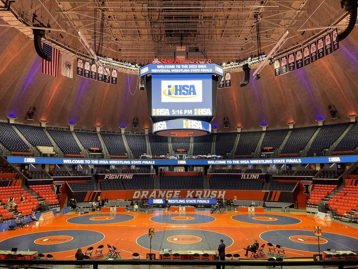 jaynetd's tweet image. Welcome @IHSA_IL State Wrestling Championships! Over 650 wrestlers, 30K spectators, &amp;amp; $5 million est economic impact back into our @experience_cu brilliant community. Proud to host for over 50 years! @champaigncity @enjoyillinois @destintl @DCEO_EC_Region