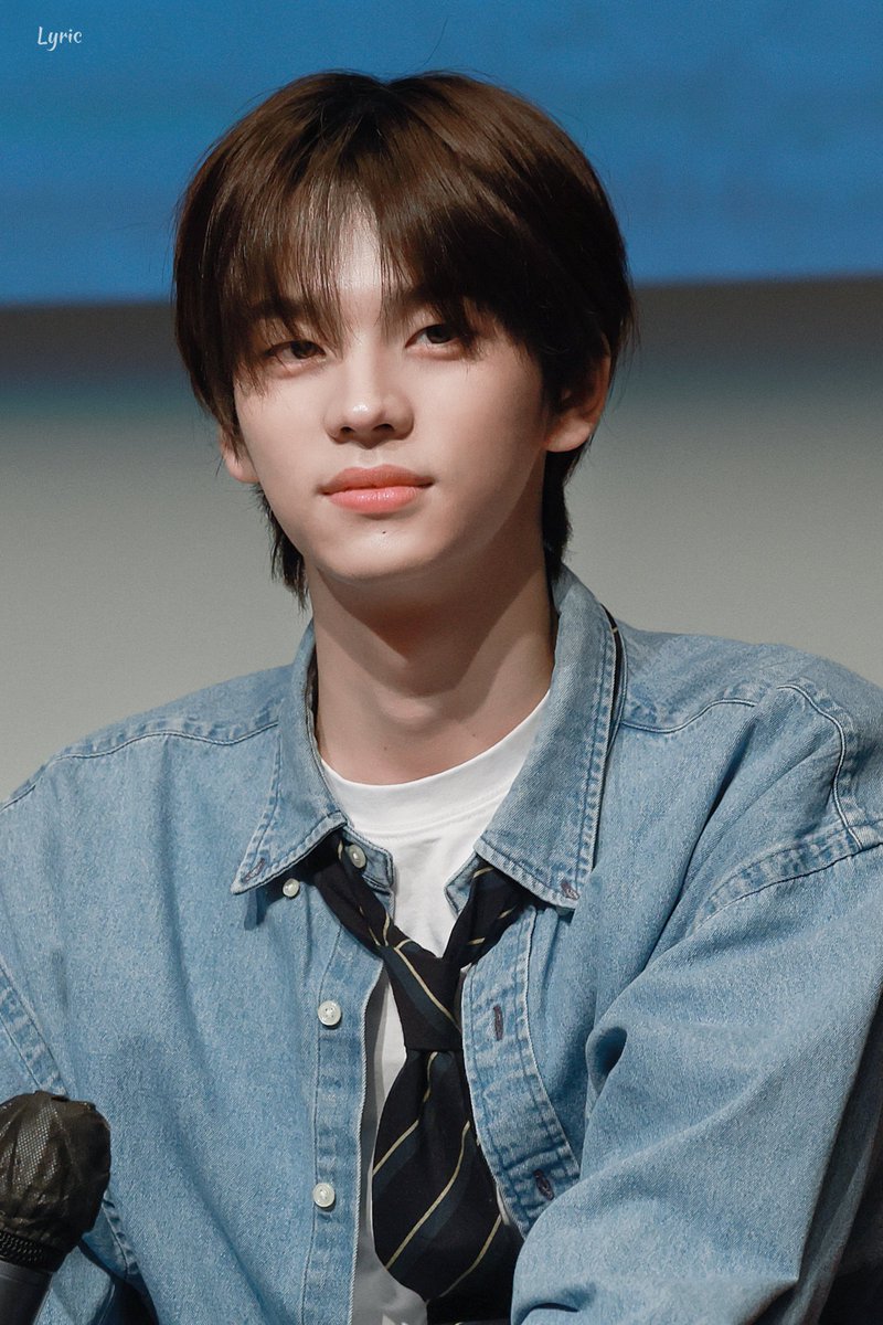 shinyuarchive's tweet photo. A FACE THAT BELONGS IN A MUSEUM
#SHINYU #신유 #TWS #투어스 https://t.co/QljNogWdwa
