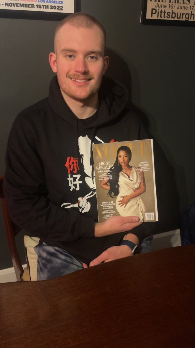 kingfractions's tweet photo. post 4 pictures of you that sum up the #PinkFriday2 era so far. supporting the Queen until I die. https://t.co/B2XSxDCPln