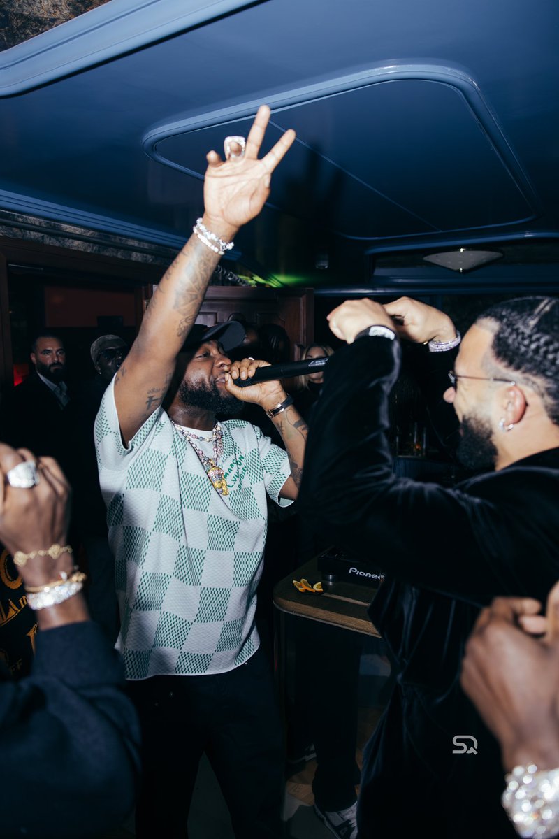 davido's tweet photo. MADRID… you were too kind to me and my brothers 🇪🇸

Big happy birthday to Memphis who’s already back out here scoring goals and catching W’s 🏆 https://t.co/itTx0MOCWB