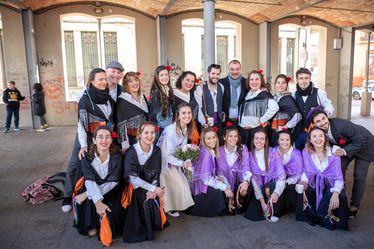 jordi_ballart's tweet image. 💥 ESPECTACULAR el què hem viscut aquest matí pels carrers del centre i a la plaça Vella!

Més de 1️⃣0️⃣0️⃣ dansaires i un públic que hem vibrat i ens hem emocionat amb la 1️⃣a @gitanestrs2024. 

Amb ganes de poder participar a la 2a ballada l’any vinent!
(prometo assajar!) 🫣