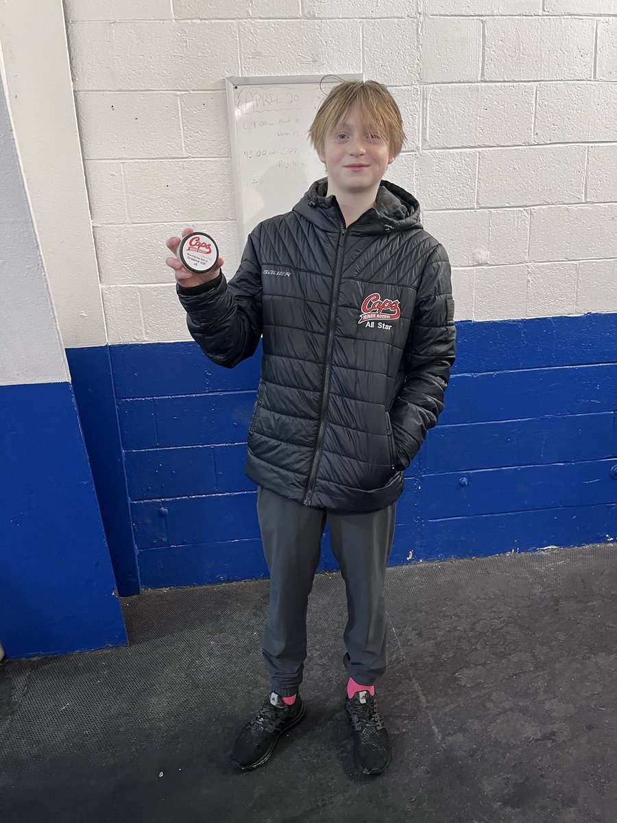 CU15b83384's tweet photo. It was a full team effort tonight! But our very own #8 Graeme Ash scored a hat trick and POG to boot! Way to go ! @DJHLnews @SJMHA  #Caps #U15B #Hockey #Allstar #DJHL #POG #Teamwork Go Caps Go! ❤️🖤❤️ https://t.co/ZQ2g7aAL0J