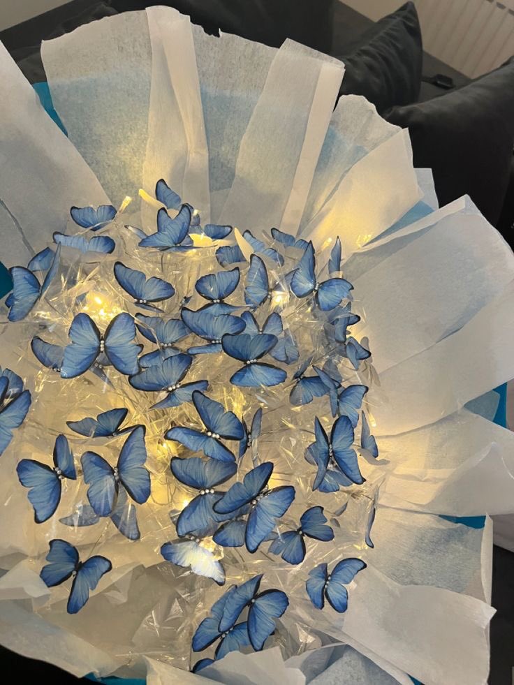 violettweets_'s tweet photo. blue. https://t.co/QZpNdvKRWu