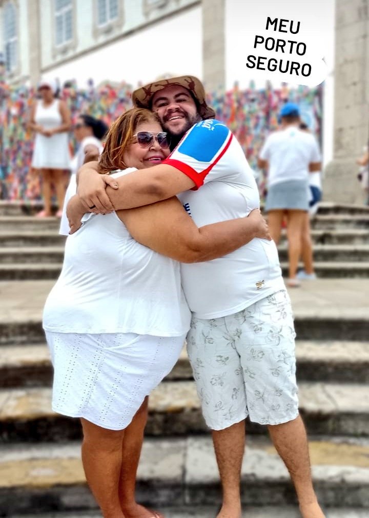 thichapei's tweet photo. Meu Palácio tem Rainha e não é uma qualquer
🎂🎉
#Mainha #Mae #MainhaSessentou https://t.co/noSnQPCT6W