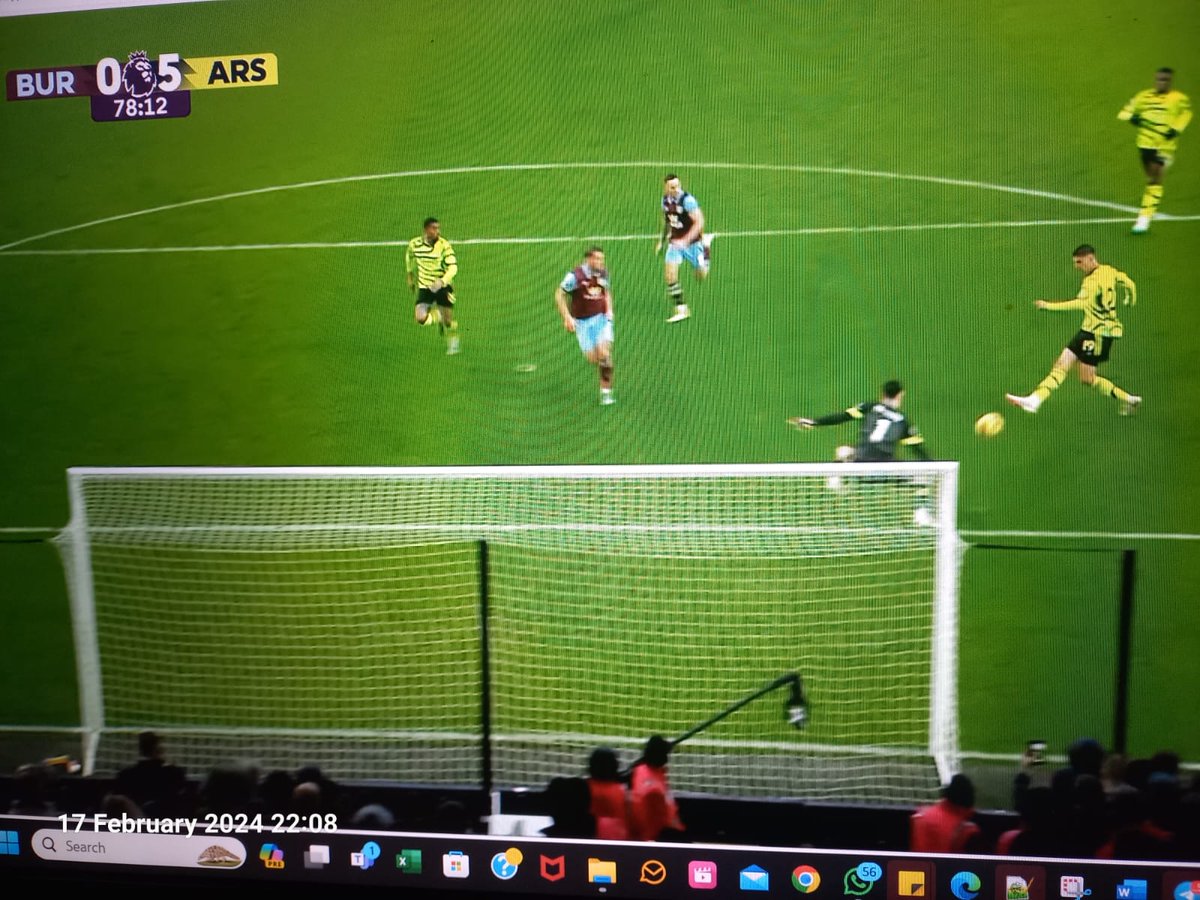 rajib14's tweet photo. @Arsenal #ARSvsBUR https://t.co/0i2UJQYQ1f
