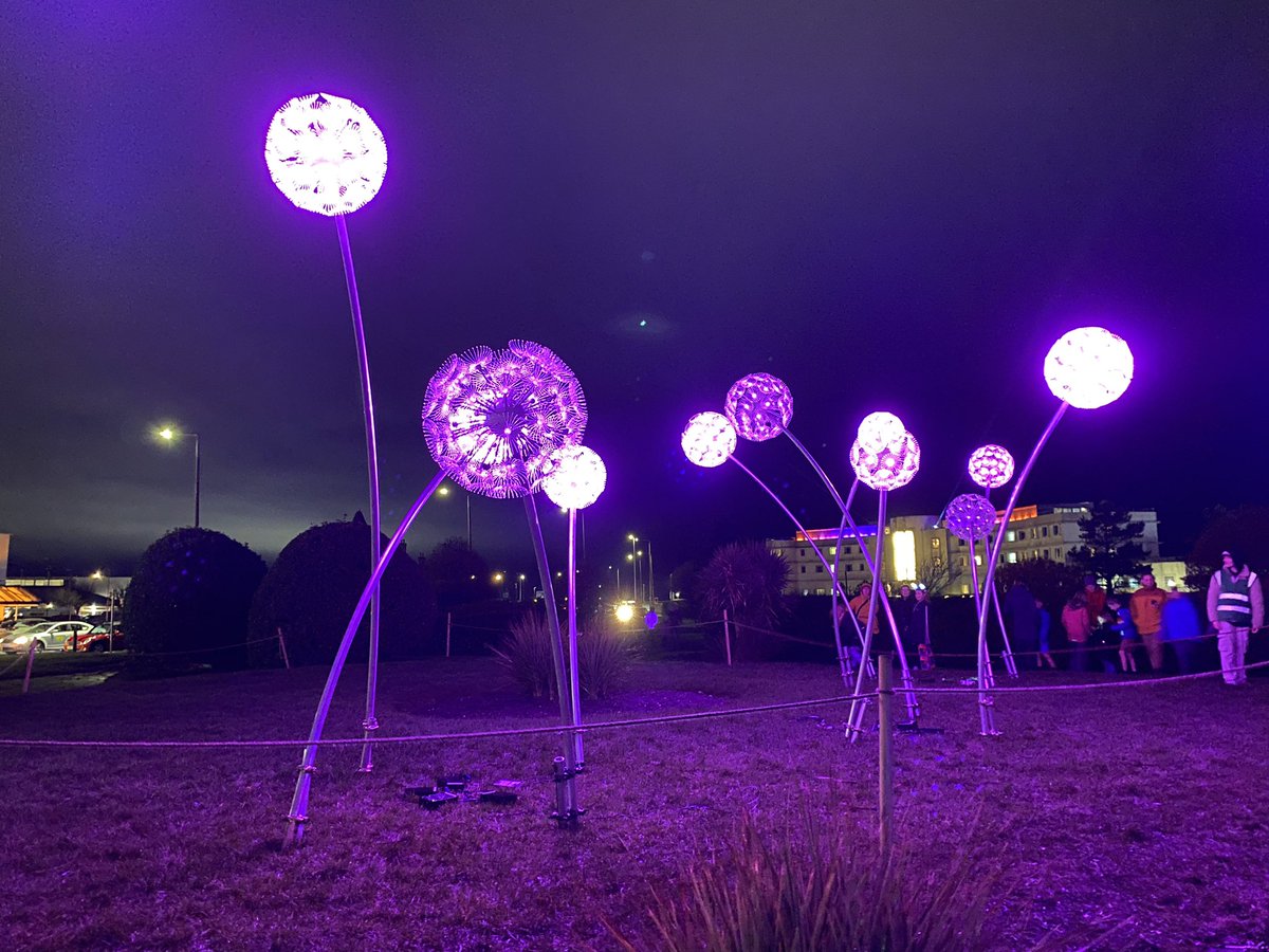 morecambe_bay's tweet photo. 👀More lights in Morecambe. #baylight https://t.co/TULeczTMlw