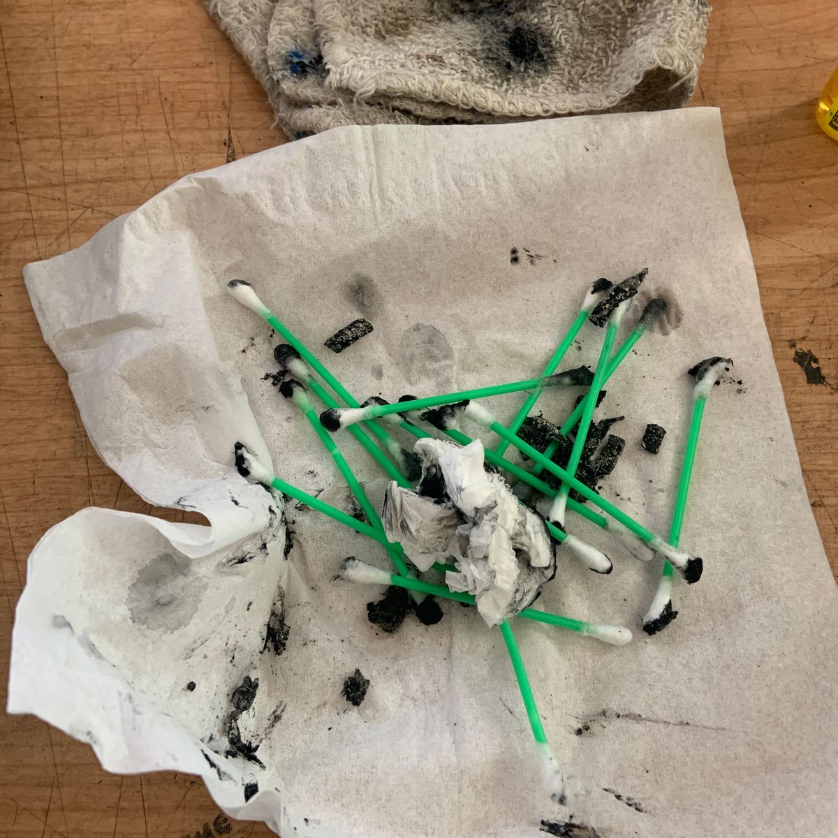 CoCoTheGeek's tweet photo. ๐ฉ๐พโ๐งSharp RP-113 record player with a disintegrated belt that left a nasty mess but itโs all cleaned up now.
#sharp #sharpturntable #sharprecordplayer #turntable #recordplayer #badbelt #beltdrive #beltdriven #beltdriveturntable #repairtech #ifixit https://t.co/3FMhrKisyL