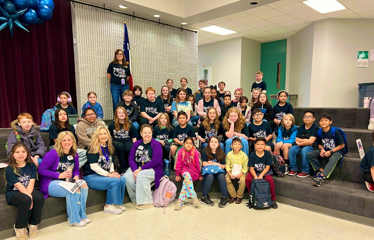 1984cindy's tweet photo. I am extremely proud of the Baccus  U.I.L. students and coaches who have been diligently practicing their event every week since October. Today they competed in the Granbury ISD District U.I.L. Meet. Congratulations @baccuselem bringing home an impressive 44 medals and ribbons! https://t.co/m4W41KstVy