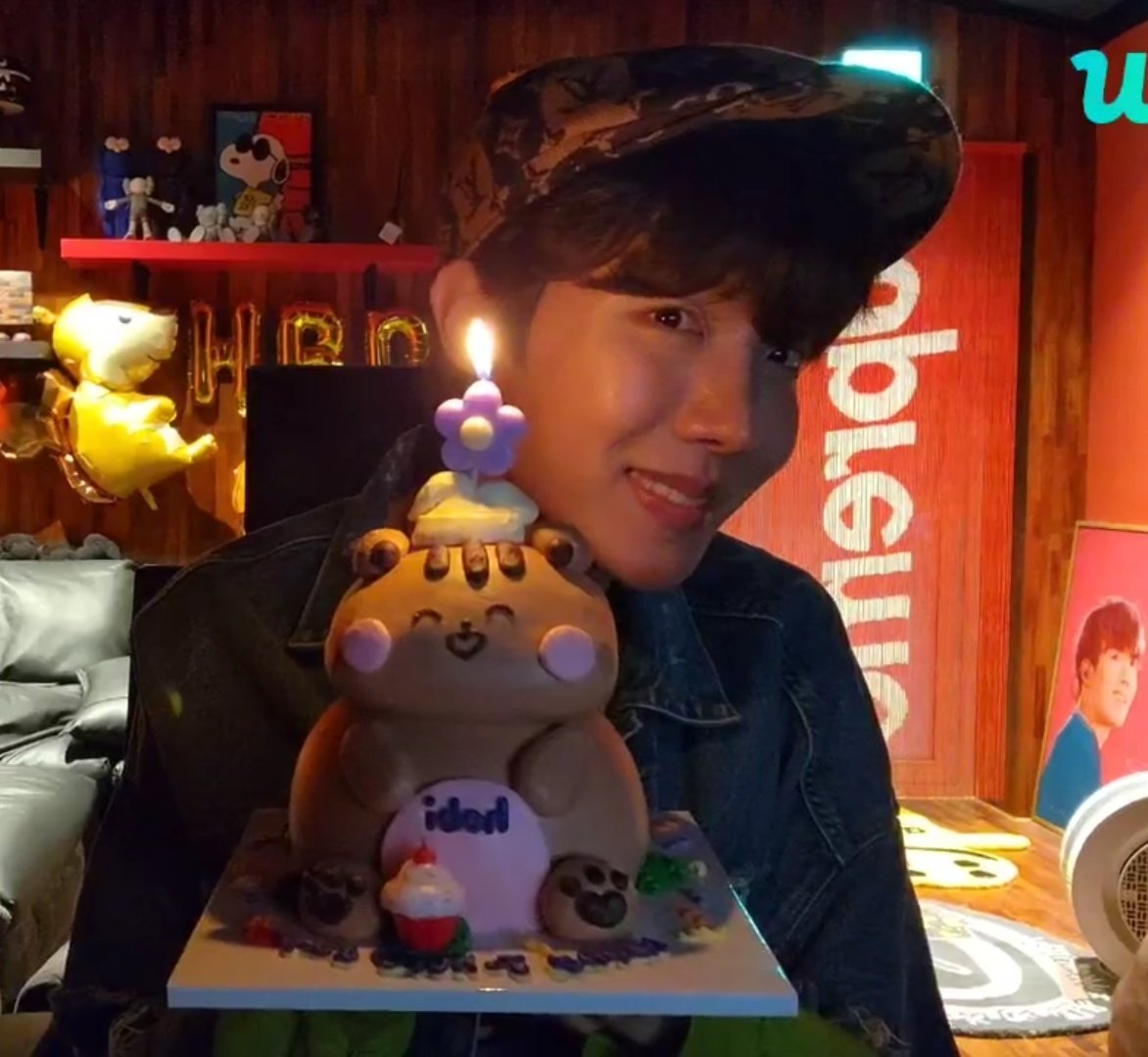 Nill_bts's tweet photo. تولدت مبارک پسر قشنگم
HAPPY J-HOPE DAY
#HAPPYBIRTHDAYJHOPE
#HAPPYJHOPEDAY
#AsAlwaysWithJhope https://t.co/I6xYgTWwKX