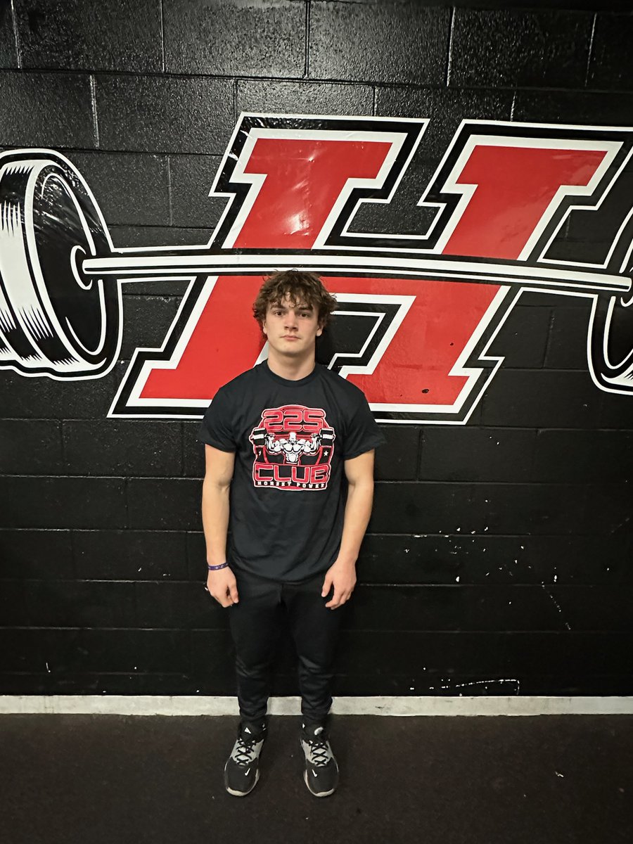 HornetTouchdown's tweet photo. Kamden Coppin joining the 225 power clean crew. 2nd freshman to join the group in the last 2 weeks. The hornets are putting that work in this off-season.
#BTA
#RecruitHilldale
#27class https://t.co/3Eu3yiADCq