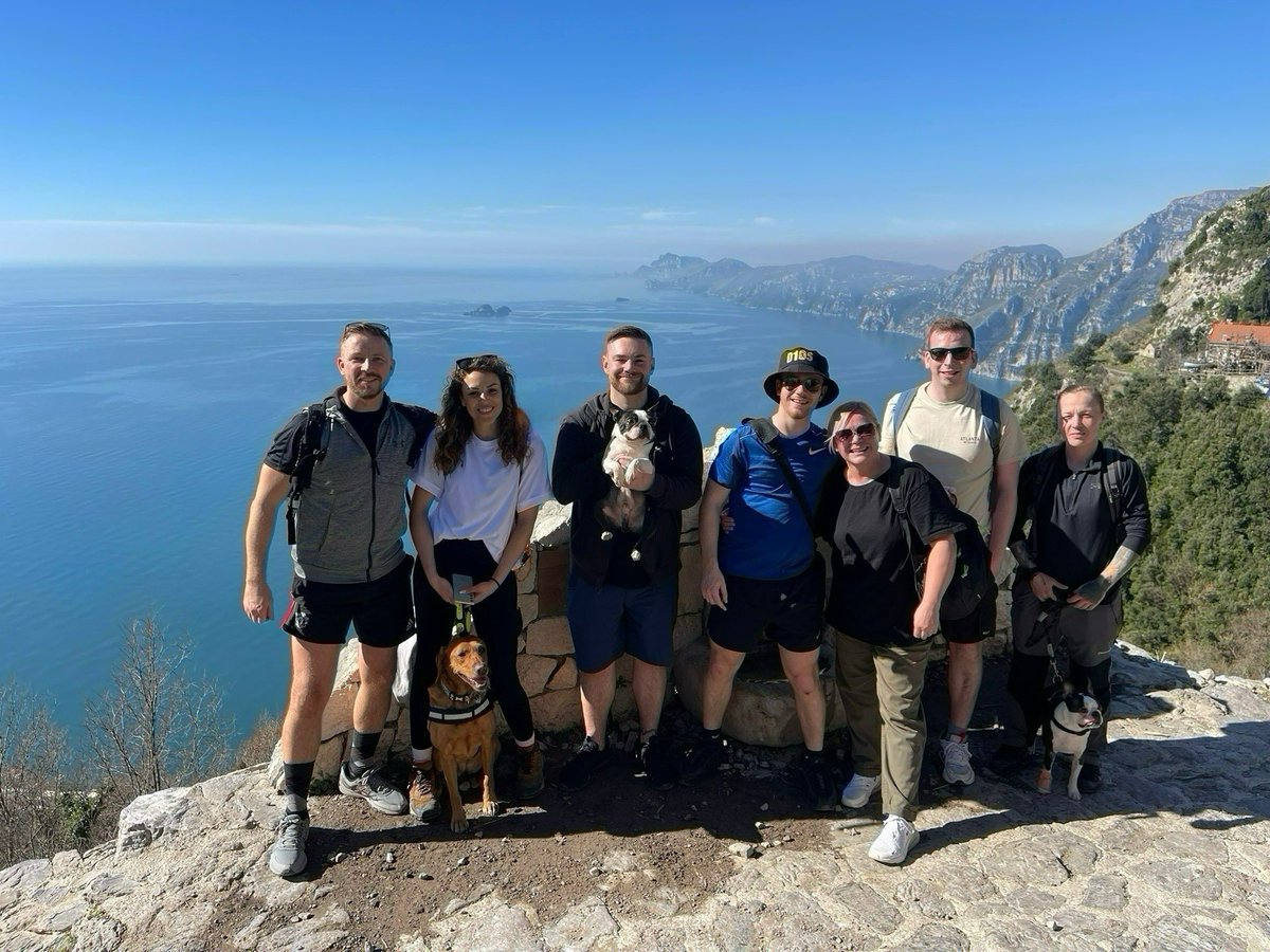 PopSmokeUK's tweet photo. When people are socially connected and have stable and supportive relationships, they are more likely to make healthy choices and to have better mental and physical health outcomes!

Today we all got together and ventured down the Amalfi 🇮🇹

#MentalHealthSupport #MentalWellness https://t.co/4gnA6M1xkG