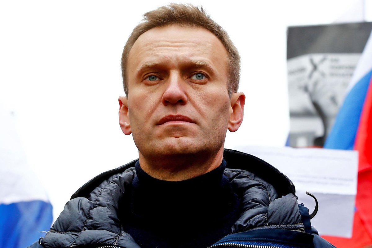 More Important than. ever to watch the documentary #NAVALNY. Director @DanielRoher & journalist @christogrozev joined the podcast last year to talk about the life of the heroic Russian opposition leader. @skolinsk Apple shorturl.at/nqLM4 Spotify shorturl.at/ils38