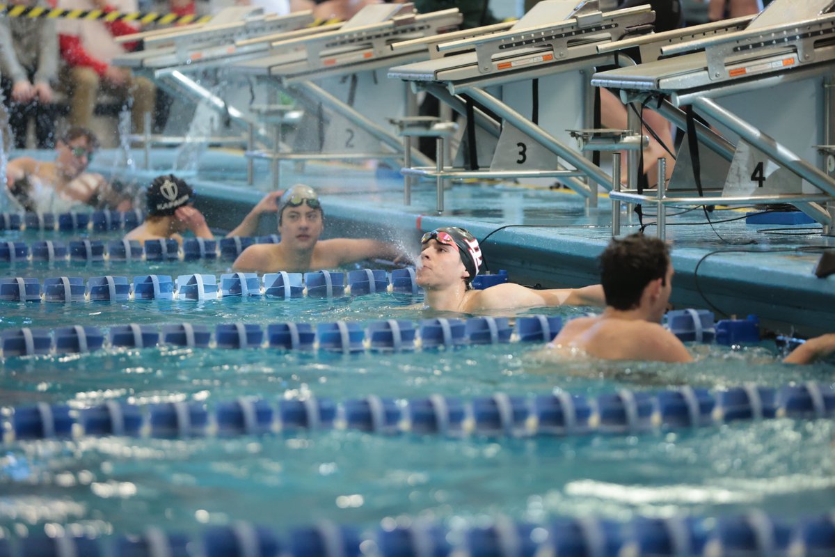 Lansing's Zach Mendez takes gold in the 200-yd free with a time of 1:40.81. Andover Central's Jackson Lee finishes 2nd with 1:45.25, Kapaun's Henry Studnicka 3rd with 1:47.17.