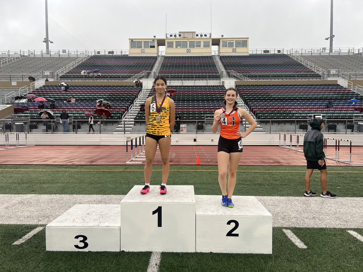 SouthHawkXCTF's tweet photo. Despite the constant drizzle and field events being cancelled , our athletes showed up and competed yesterday at the PSJA Bears Relays. Congratulations to all of our athletes, medalists and our Varsity Girls 4x100m Relay team who finished 1st place with a NEW MEET RECORD (50.32)! https://t.co/jOJ2IxAo1O