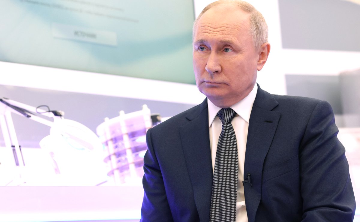 President Vladimir #Putin:

The current Ukrainian officials’ outright refusal to comply with the #MinskAgreements, coupled with Ukraine’s relentless attacks on the republics of #Donbass, which continued for eight years and resulted in numerous deaths, served as the trigger for
