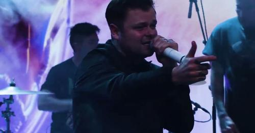scnfdm's tweet photo. This week's official livestream reupload is "Dead Bite" from the Undead Unhinged livestream - check out the full performance after the jump!
https://t.co/Jp0X5WpVpQ
#HollywoodUndead #UndeadUnhinged #DeadBite #hotelkalifornia https://t.co/q1H9VCD0Fe