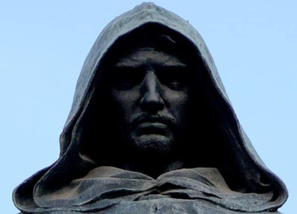 il  17febbraio 1600, a Campo de' Fiori, Giordano Bruno veniva arso vivo.
Un verso di Ludovico Ariosto
'D'ogni legge nemico, e d'ogni fede.'
