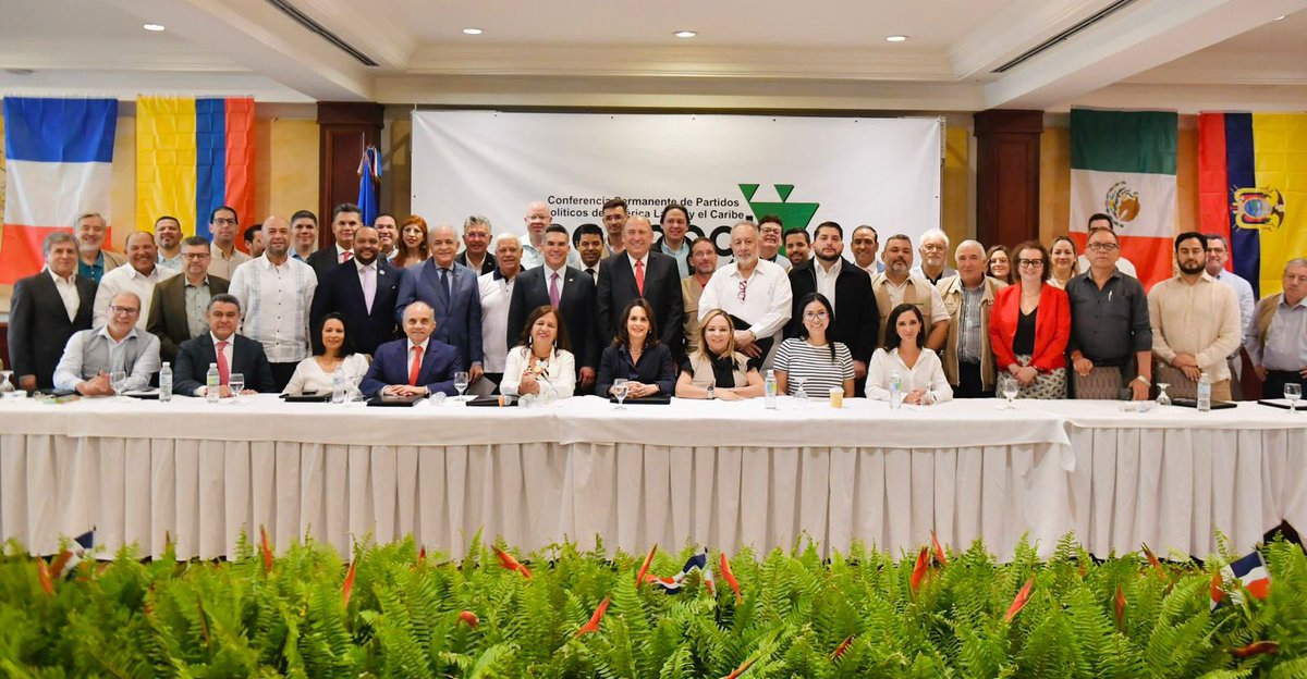 manuelanorve's tweet photo. Arrancamos una interesante gira en #RepúblicaDominicana, acompañando a mi presidente 
@alitomorenoc, en la misión de observadores electorales de la @copppal_oficial. 
Iniciamos este encuentro con diversas reuniones para abordar temas clave para la estabilidad democrática de las naciones.